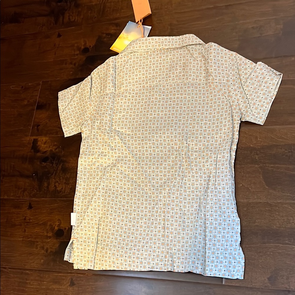 Sovereign Code Button Down Shirt - Picture 4 of 5